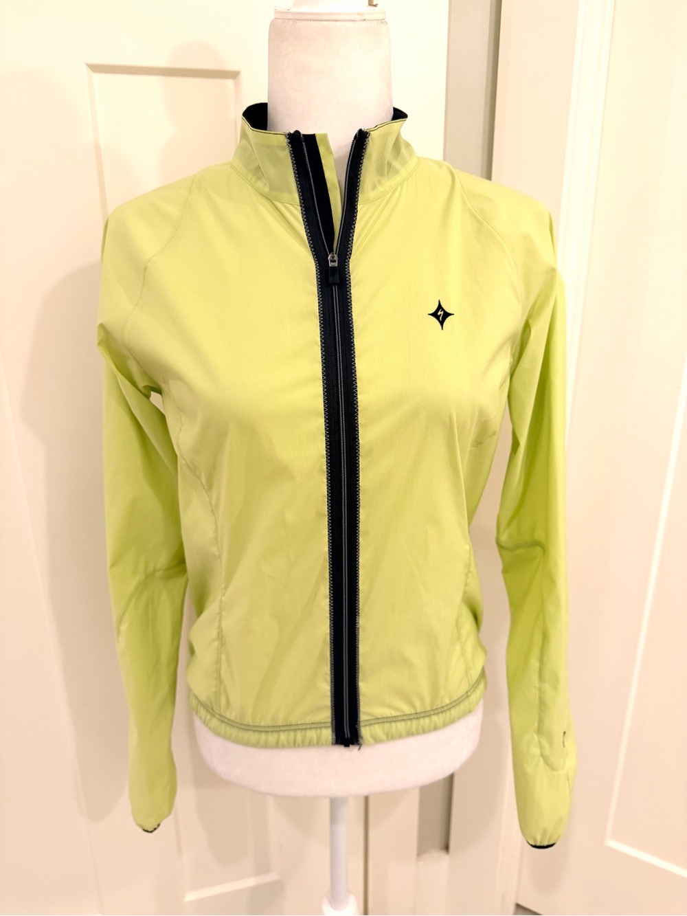 Specialized Designs for Women Cycling Jacket